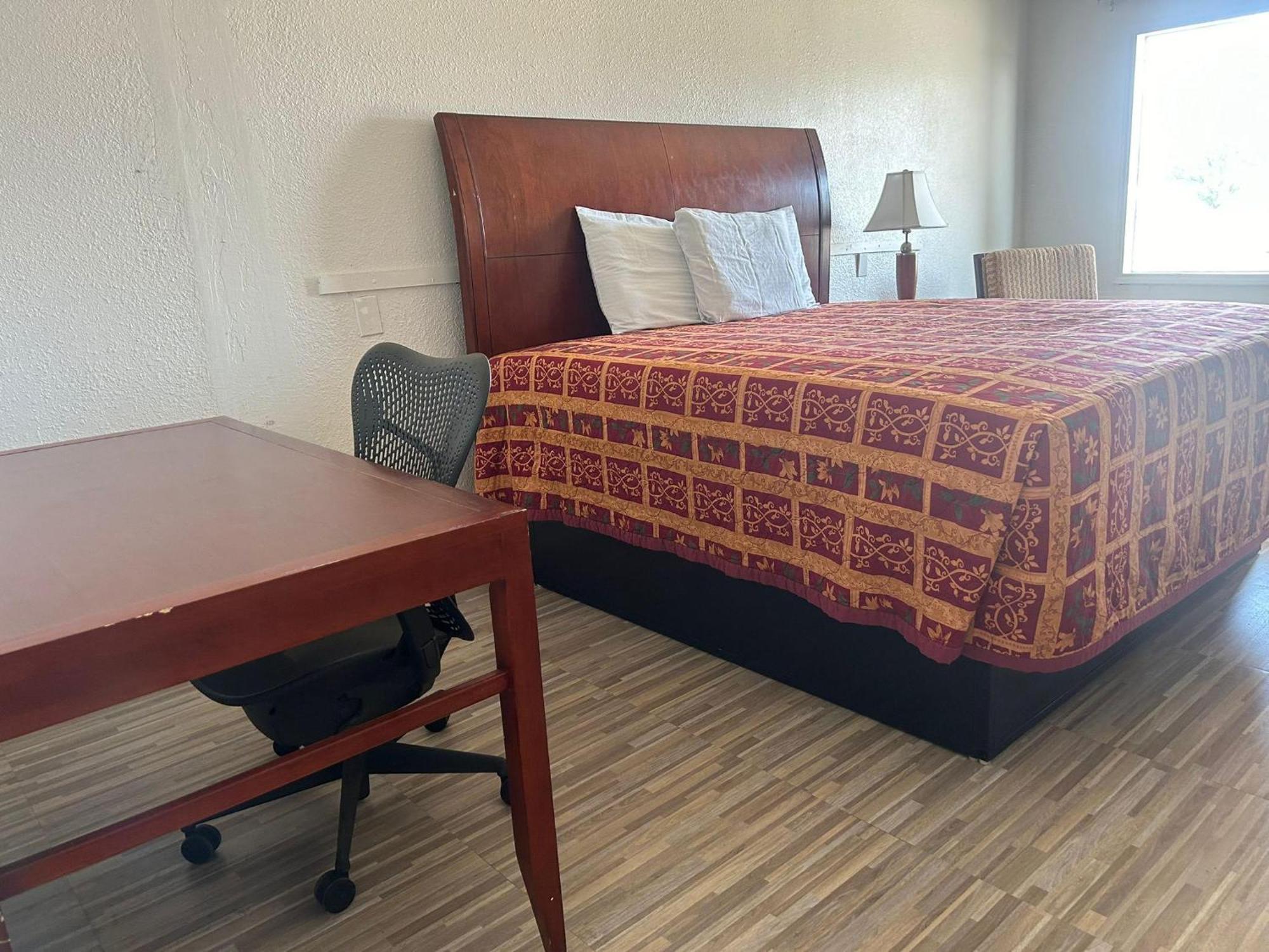 Quest Inn Weatherford Εξωτερικό φωτογραφία
