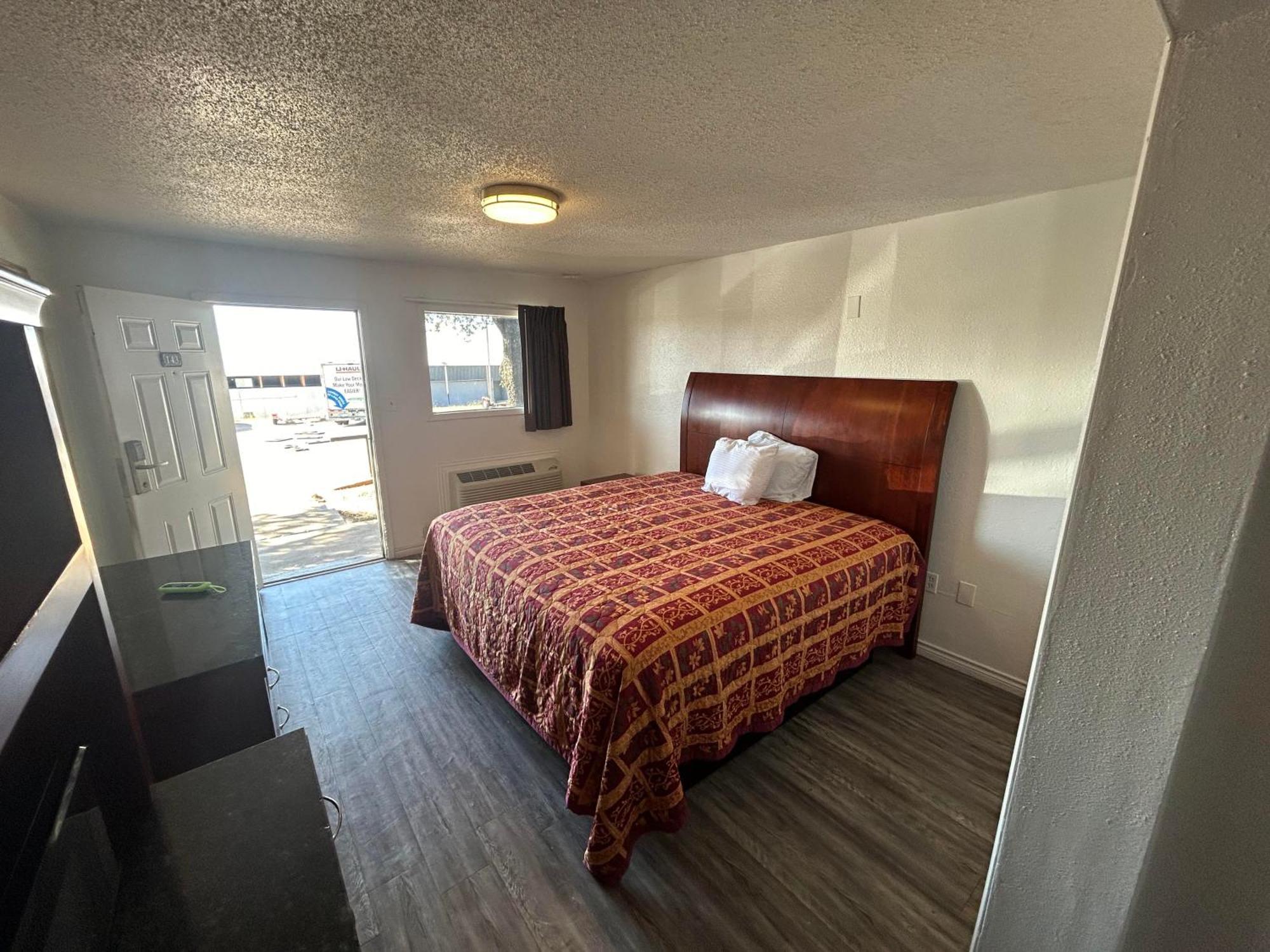 Quest Inn Weatherford Εξωτερικό φωτογραφία