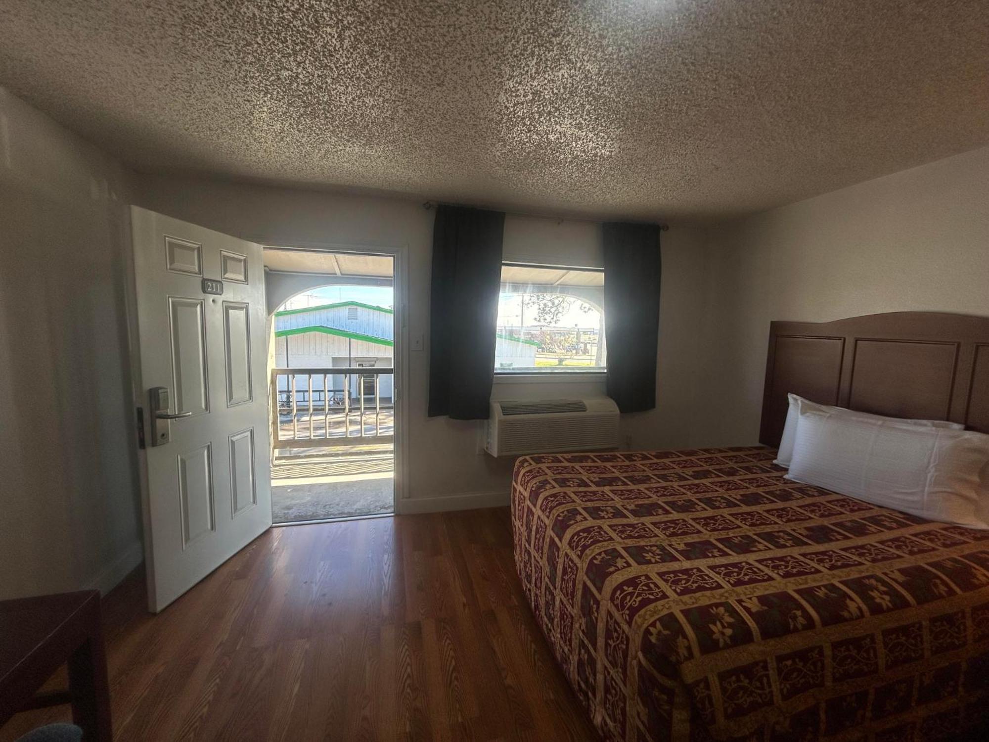 Quest Inn Weatherford Εξωτερικό φωτογραφία