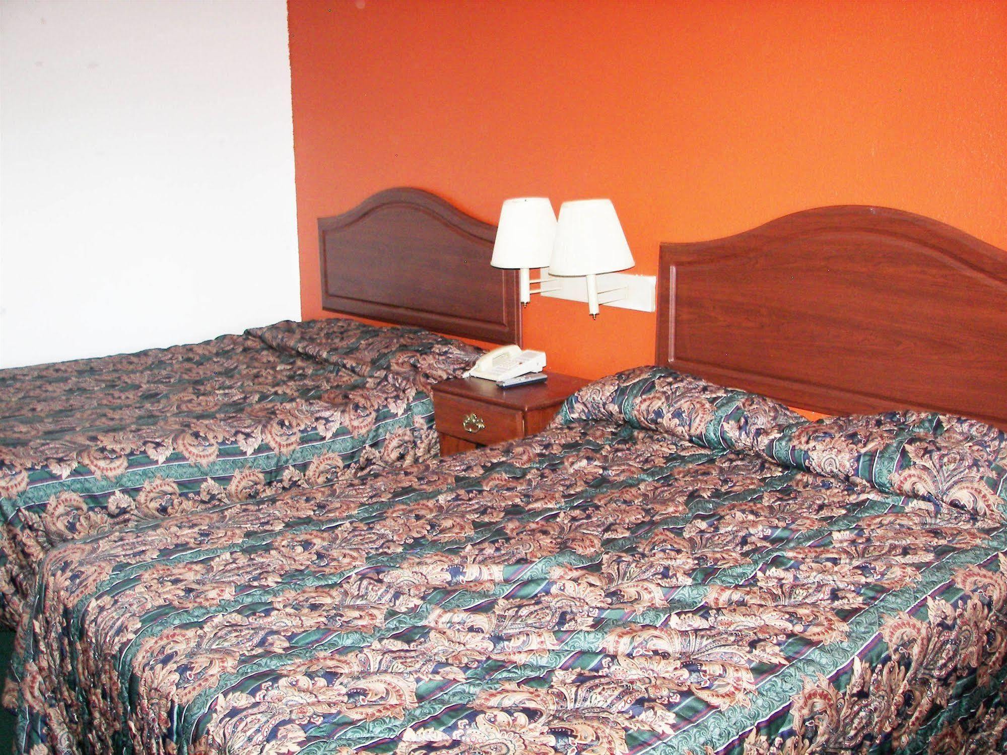Quest Inn Weatherford Εξωτερικό φωτογραφία