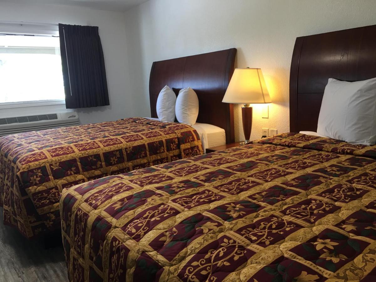 Quest Inn Weatherford Εξωτερικό φωτογραφία